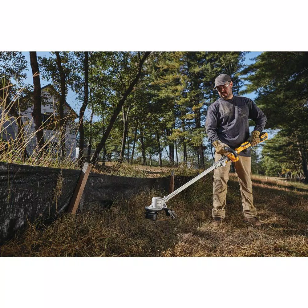 DEWALT 20V MAX Cordless Brushless String Trimmer Kit with 5 Ah Battery, Charger, and 225 ft. Replacement Line