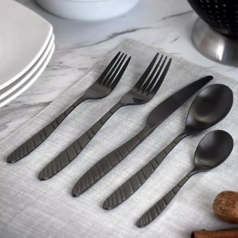 MegaChef La Vague 20-Piece Matte Black Stainless Steel Flatware Set, Service for 4