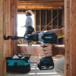 Makita 18V LXT Cordless 1/2 in. Hammer Driver-Drill Kit with (2) 4.0 Ah Batteries, Charger, and Hard Case thumbnail 4