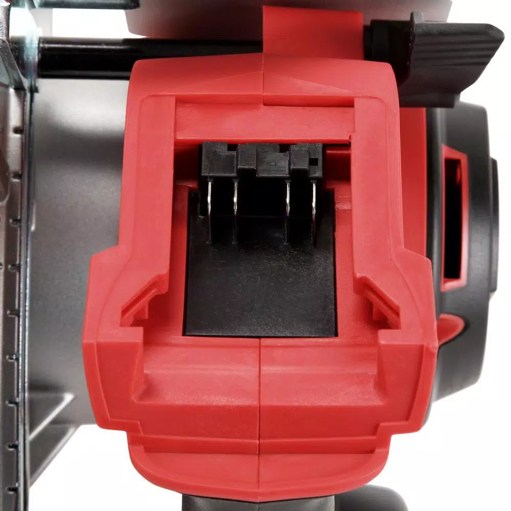 Milwaukee M18 18V Lithium-Ion Brushless 7-1/4 in. Circular Saw (Tool Only)
