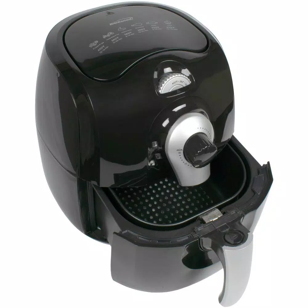 Brentwood 3.7 Qt. Black Air Fryer with Timer and Temperature Control, 1400W