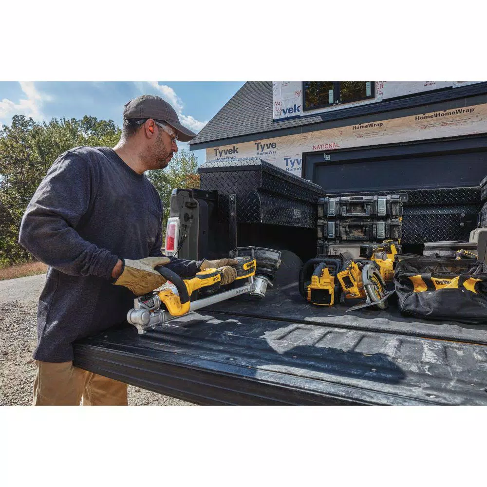 DEWALT 20V MAX Cordless Brushless 14 in. String Trimmer (Tool Only)