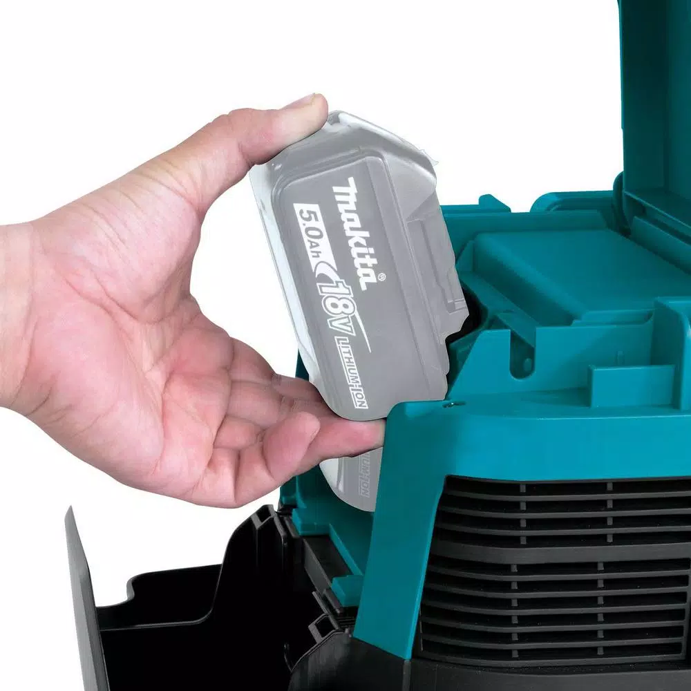 Makita 18V X2 LXT Brushless Cordless 4 Gal. Wet/Dry Vacuum (Tool-Only)