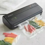FoodSaver FM2000 Black Food Vacuum Sealer System thumbnail 8