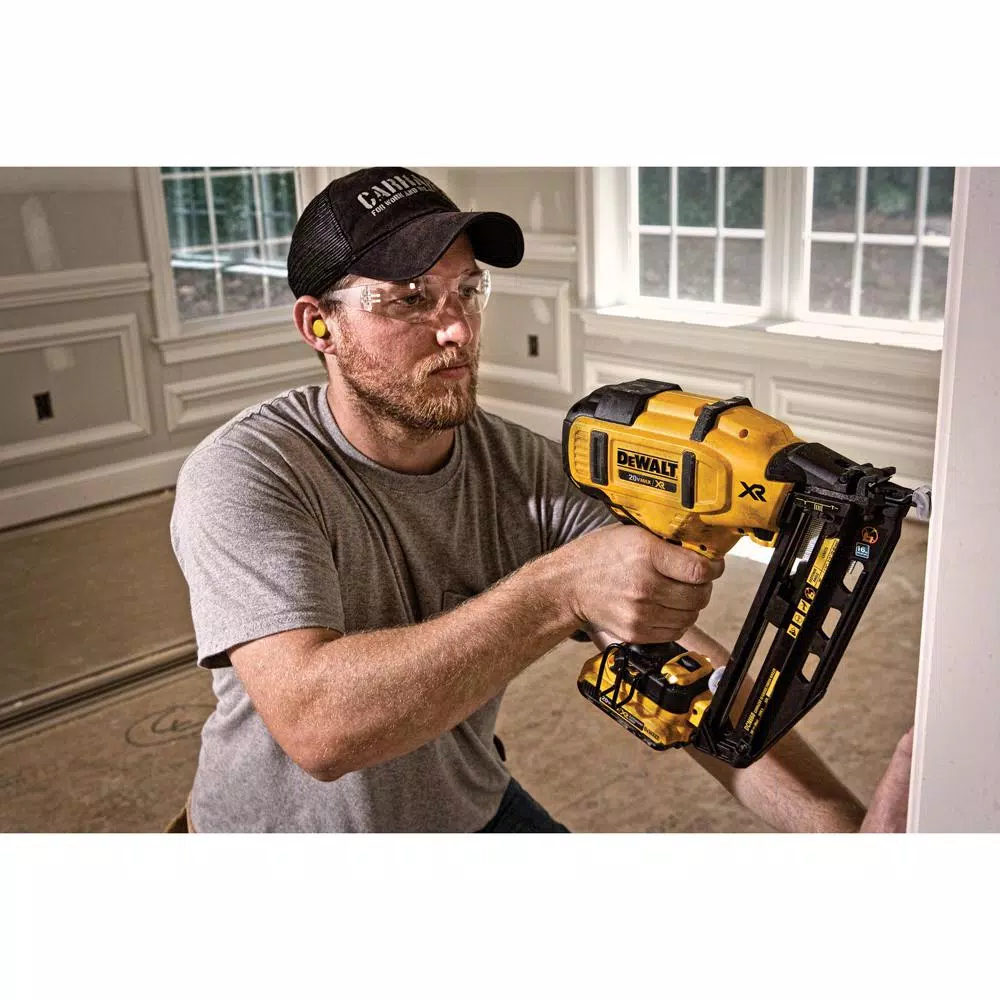 DEWALT 20V MAX 16-Gauge Cordless Angled Nailer Kit with Bonus DCD780B Compact Drill/Driver