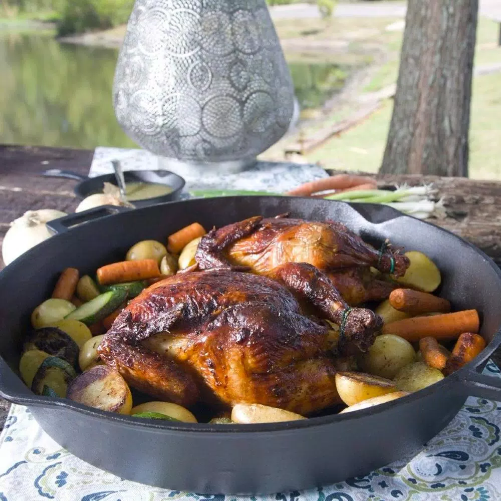 Bayou Classic 20 in. Cast Iron Skillet, Heavy Duty Round Cookware in Black