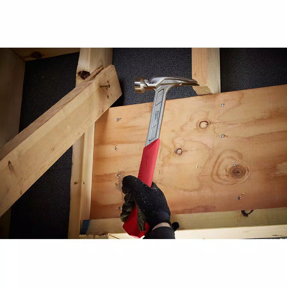 Milwaukee 22 oz. Milled Face Framing Hammer with Shockshield Grip and Hammer Loop