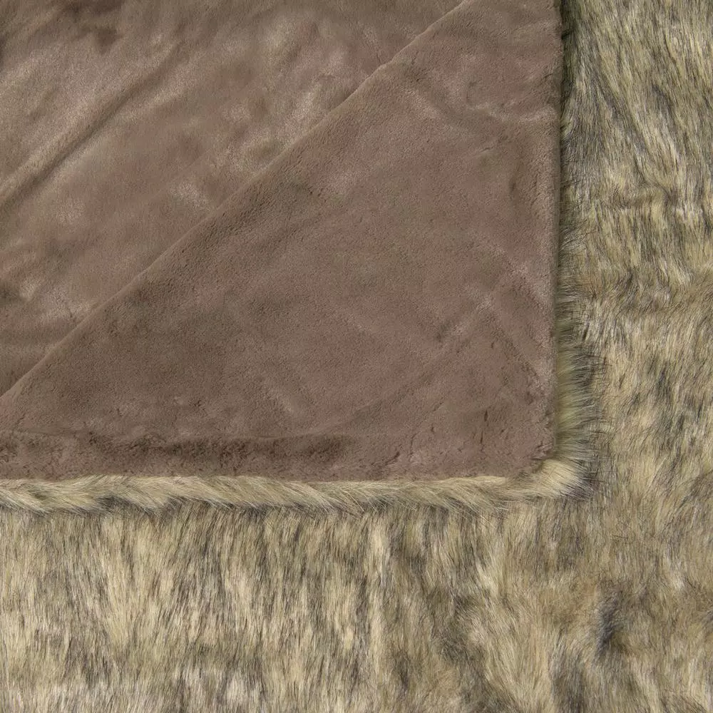 Best Home Fashion Tawny Fox Faux Fur Throw Blanket, 58 in. x 84 in., Southwestern Style