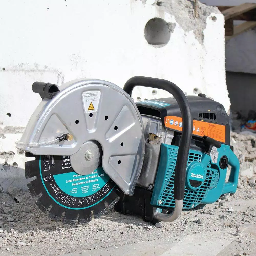 Makita EK7301 14 in. Gas Power Cutter with 14 in. Diamond Blade Bundle