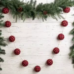 Glitzhome 6.5 ft. Red and Black Plaid Fabric Garland with 11 Decorative Ornaments thumbnail 5