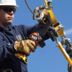Klein Tools Battery-Operated Open-Jaw Cable Cutter Kit with 20V Dewalt Batteries & Charger thumbnail 6