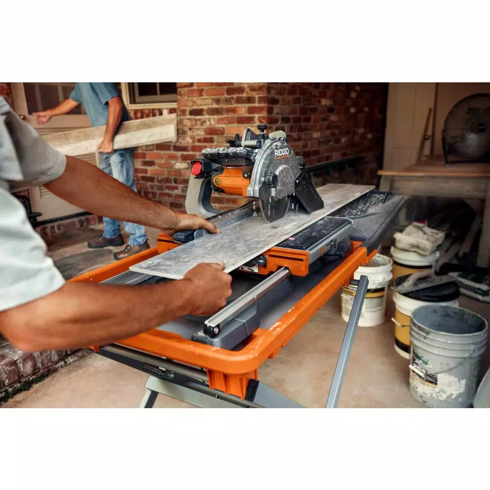 RIDGID 8 in. Wet Tile Saw with Stand, 12 Amp Corded Tile Saw with Extended Rip Capacity