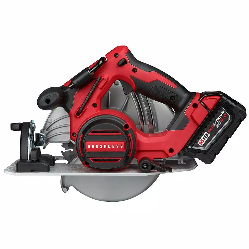 Milwaukee M18 7-1/4 in. Brushless Cordless Circular Saw Kit with 5.0 Ah Battery and PACKOUT 10 in. Compact Tool Box