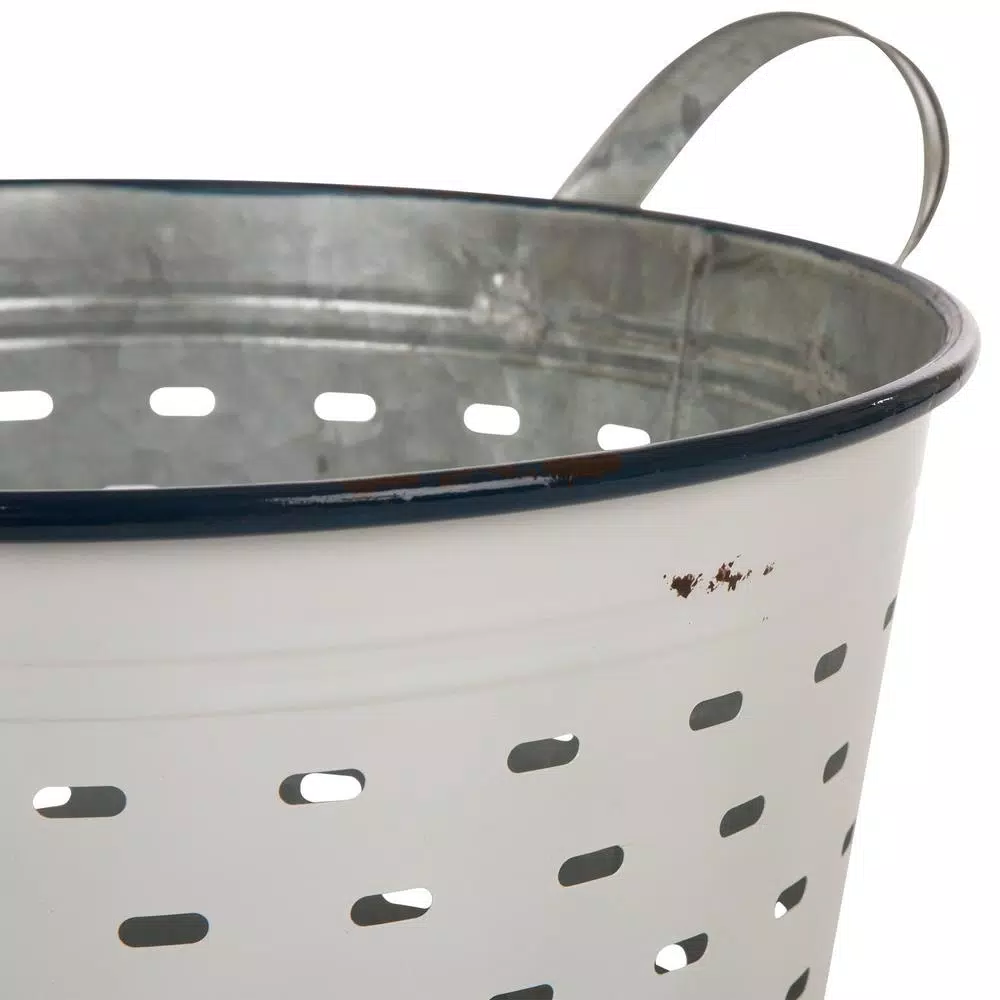 Glitzhome Farmhouse Enamel Metal Basket Set of 2 - White and Galvanized Iron Storage Baskets