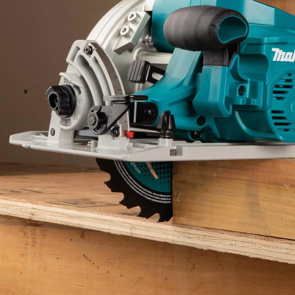 Makita 18V X2 LXT Brushless 7-1/4 in. Cordless Circular Saw (Tool-Only)