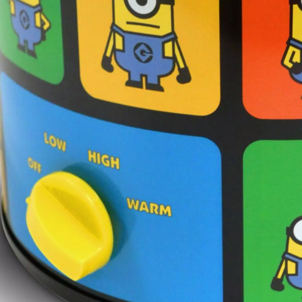 Uncanny Brands Minions Officially Licensed 2 Qt. Slow Cooker, Yellow