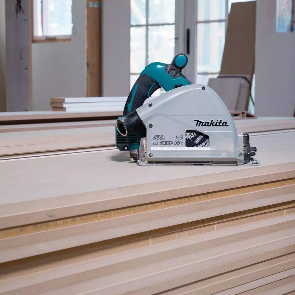 Makita 18V X2 LXT Brushless 6-1/2 in. Plunge Circular Saw with AWS (Tool Only)
