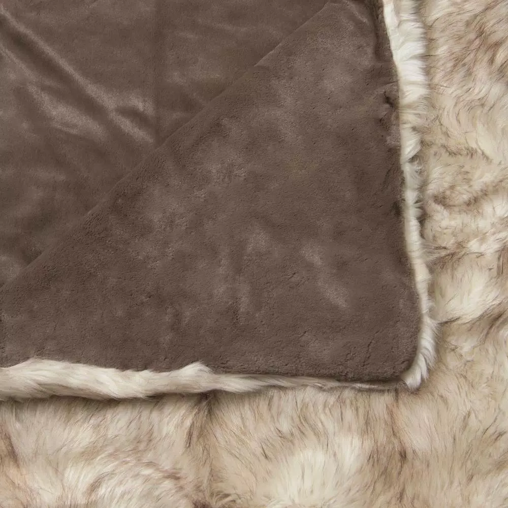Best Home Fashion Champagne Fox Faux Fur Throw Blanket, 58 in. x 84 in.