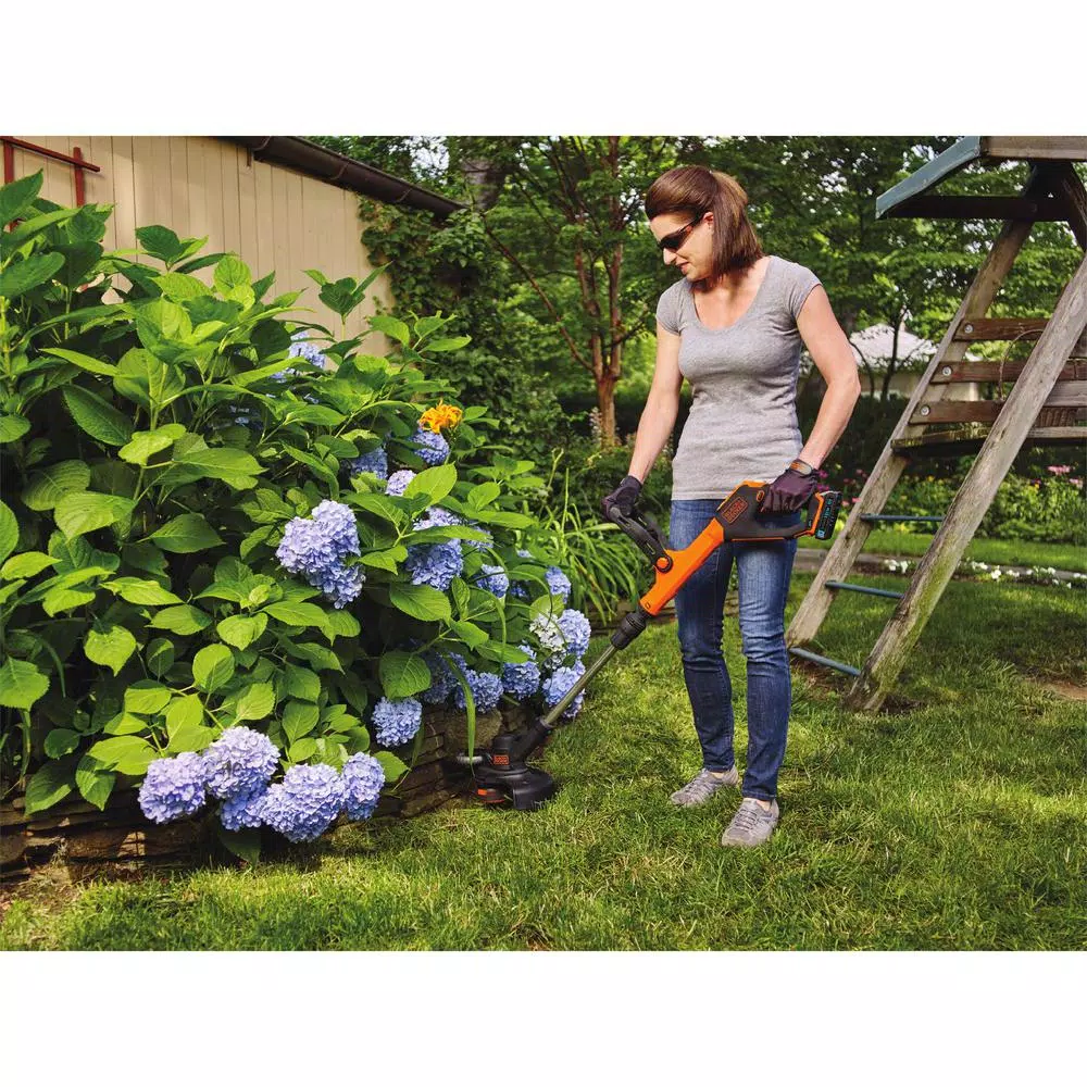 BLACK+DECKER SMARTECH 20V Max Cordless EASYFEED String Trimmer with 1.5 Ah Battery and Charger