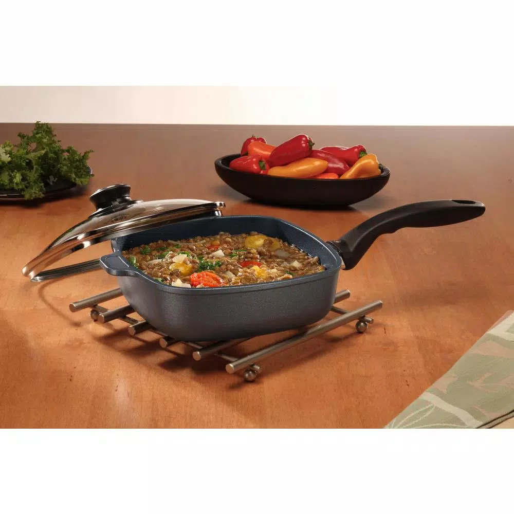 Swiss Diamond Classic Series 2.1 qt. Square Cast Aluminum Nonstick Saute Pan with Glass Lid, Gray