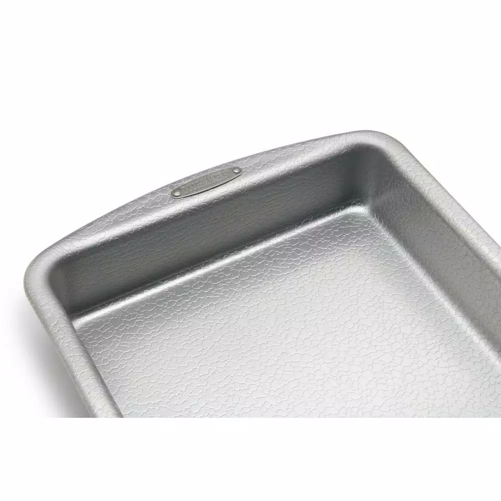 Unbranded 9 x 13 in. Aluminum Rectangle Cake Pan with Pebble Pattern