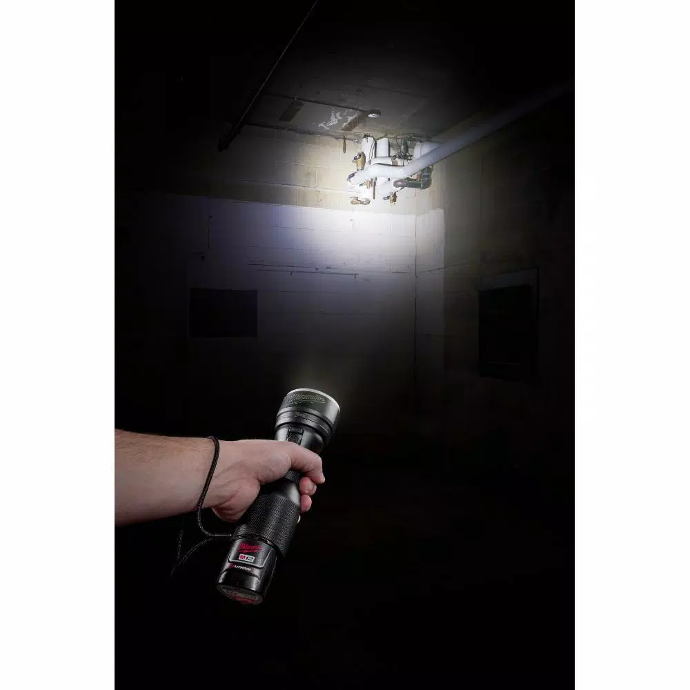 Milwaukee M12 12V Lithium-Ion Cordless LED High Performance Metal Flashlight, 800 Lumens