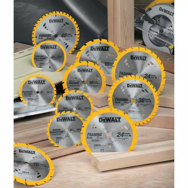 DEWALT 10 in. 32-Teeth Construction Carbide Circular Saw Blade