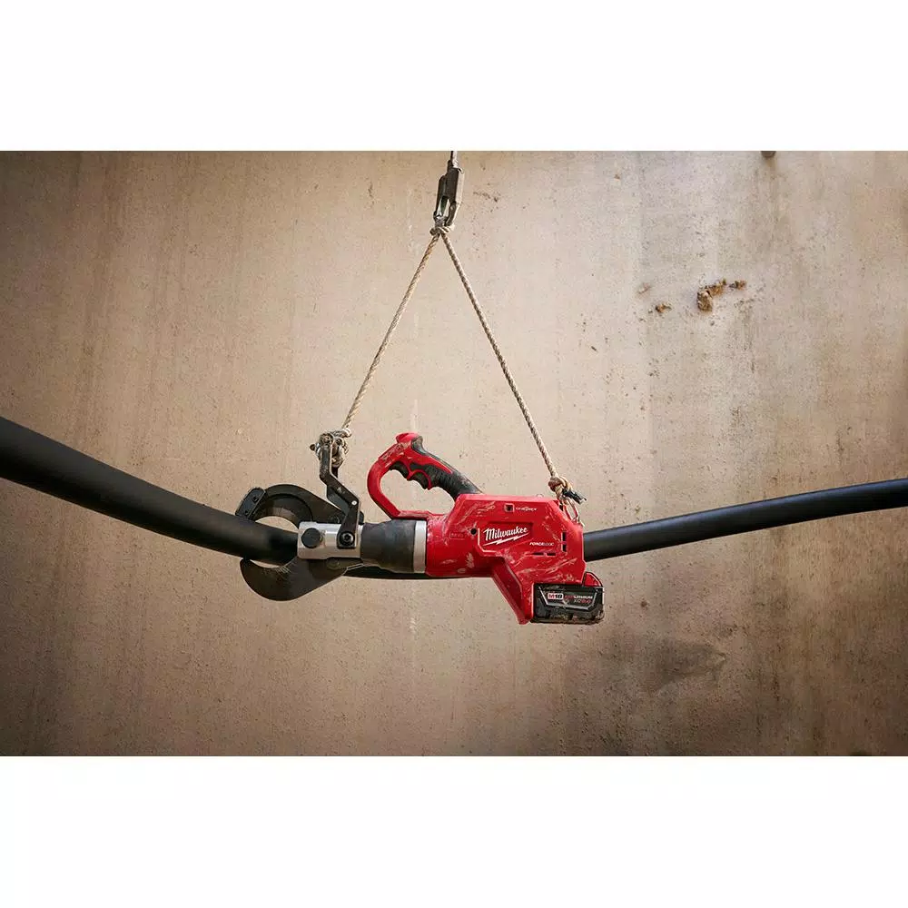 Milwaukee M18 FORCE LOGIC 3 in. Underground Cable Cutter w/ Wireless Remote Kit