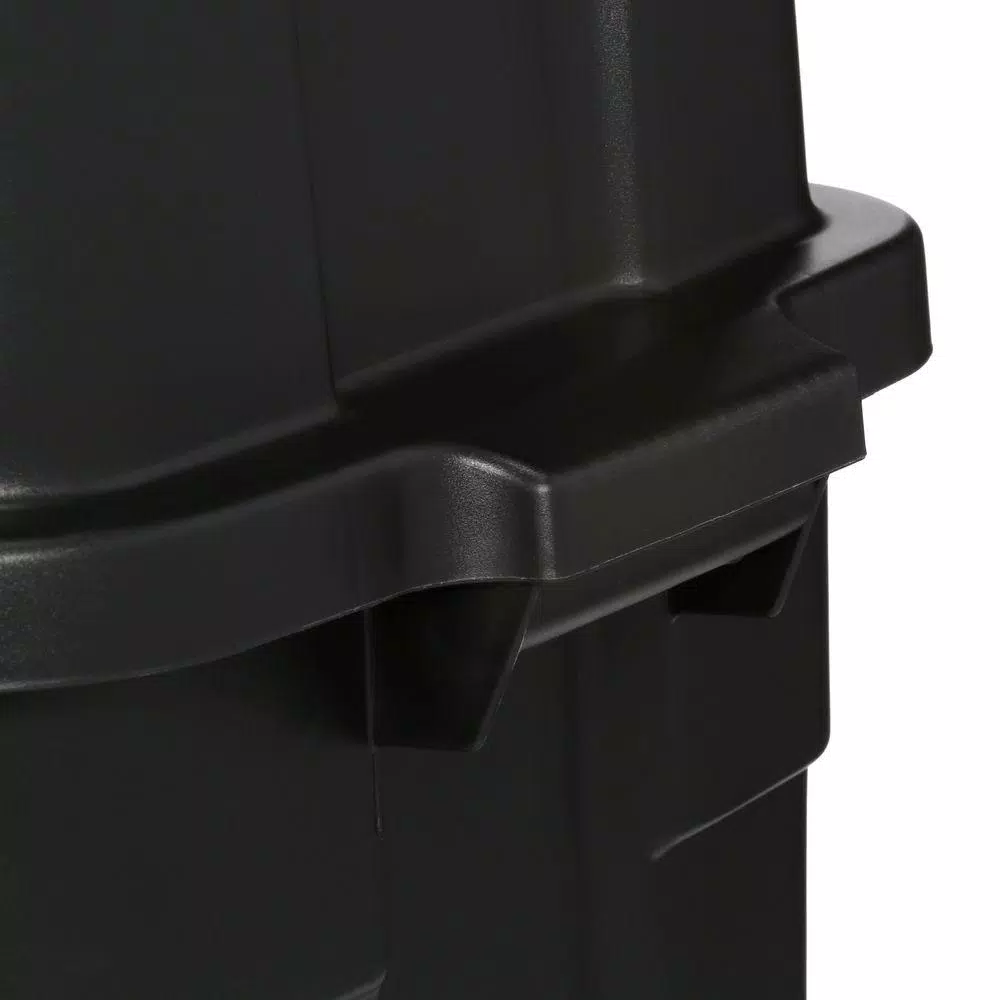 Rubbermaid 30 Gal. Stackable Indoor Recycling Bin with Flip Door