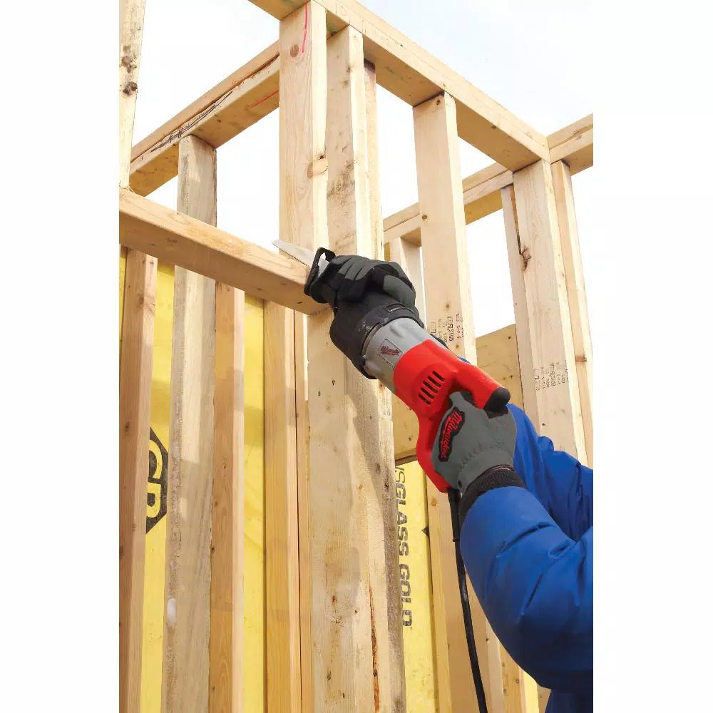 Milwaukee 15 Amp Super SAWZALL Reciprocating Saw with 1-1/4 in. Stroke, Hard Case & Carbide Blade