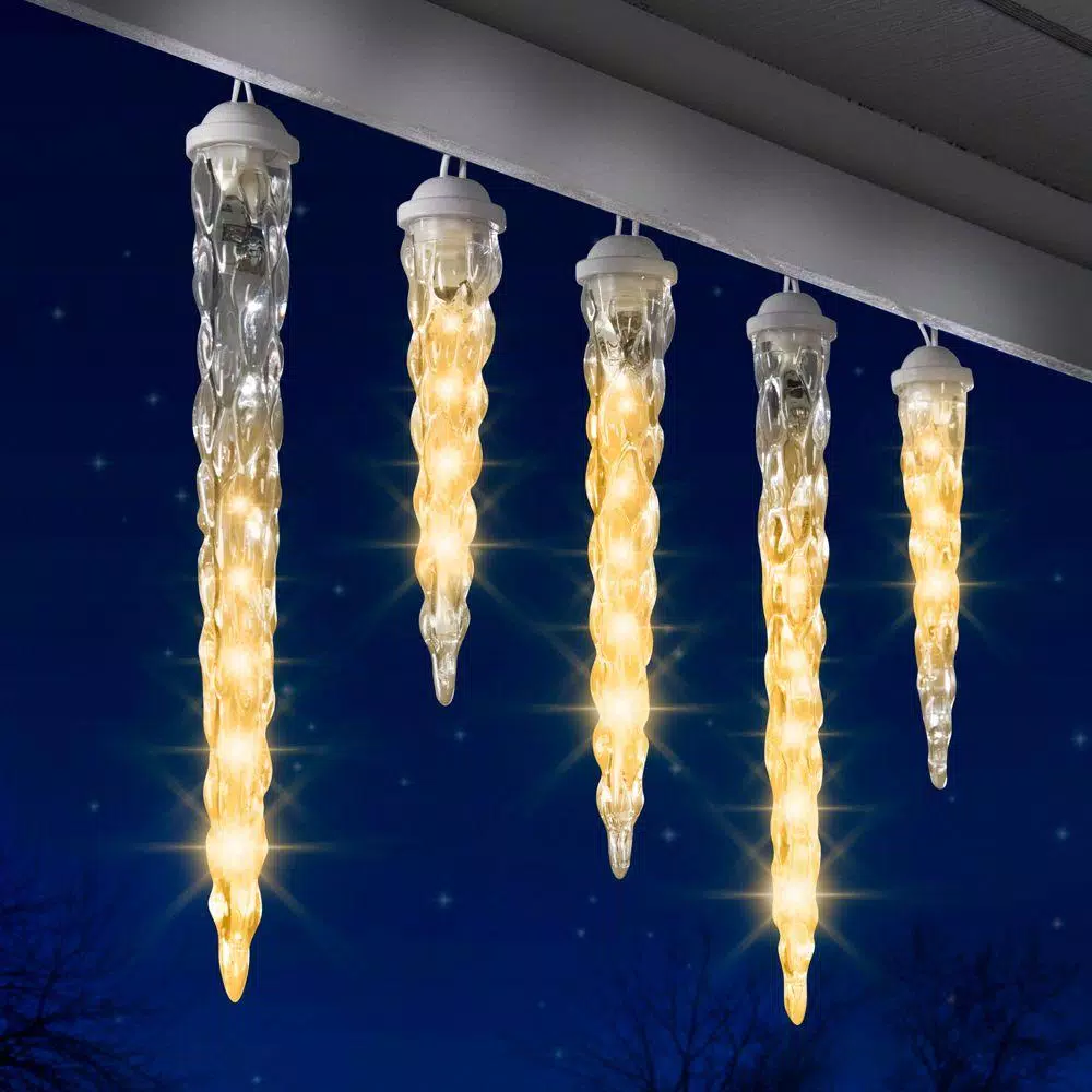 LightShow 8-Light Classic White Shooting Star LED Icicle Light Set, Outdoor, 7.5 ft