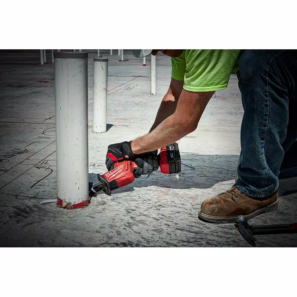 Milwaukee M18 FUEL 3-Tool Combo Kit: HACKZALL Reciprocating Saw, Circular Saw & Grinder