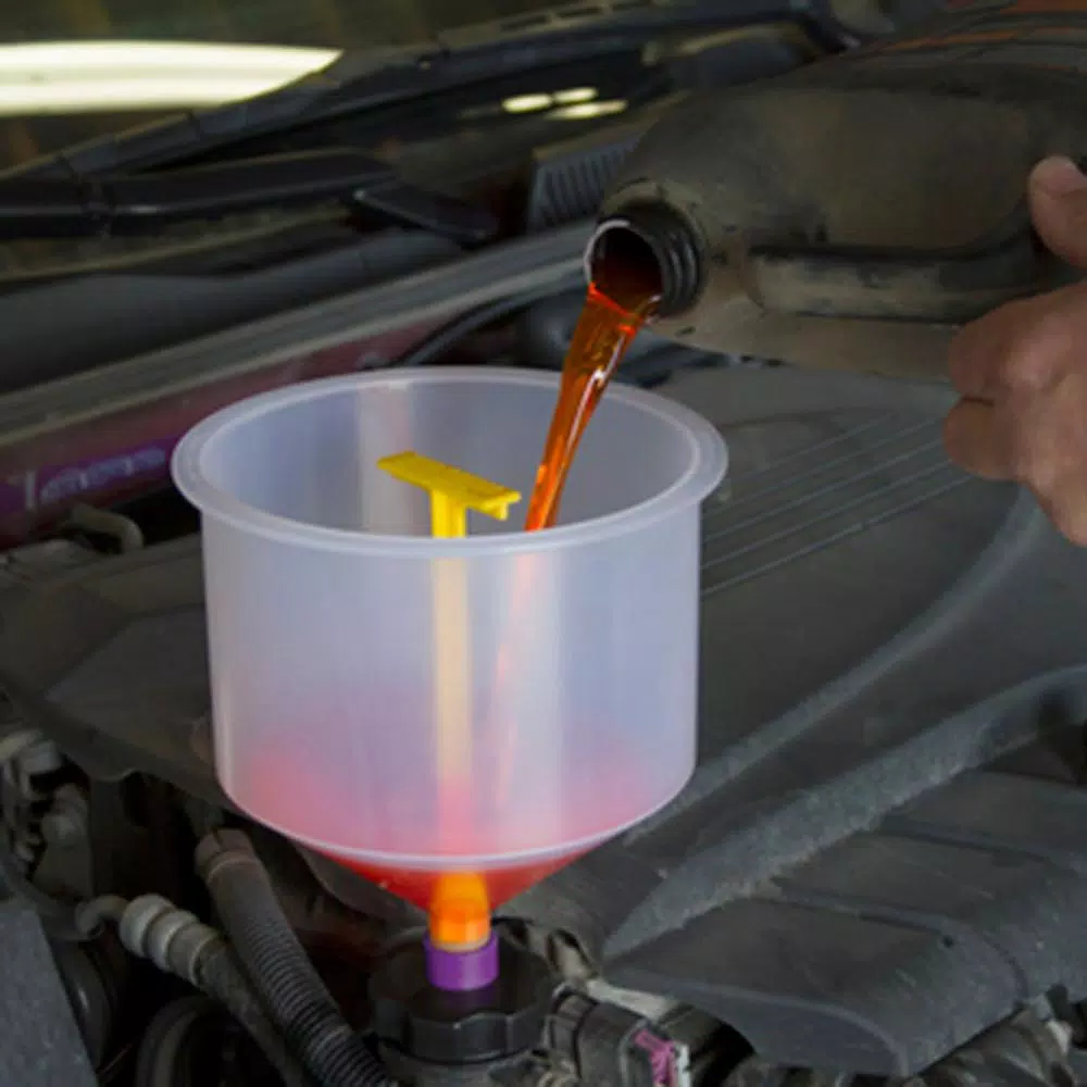 Lisle LIS24970 Spill-Free Funnel with GM Threaded Adapter