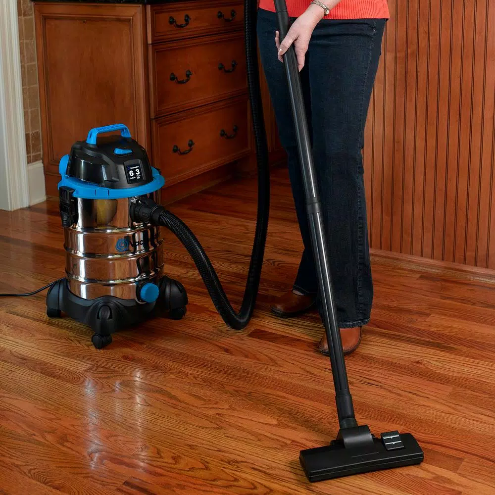 Vacmaster 6 Gal. Stainless Steel Wet/Dry Vacuum with Blower Function, 3 Peak HP