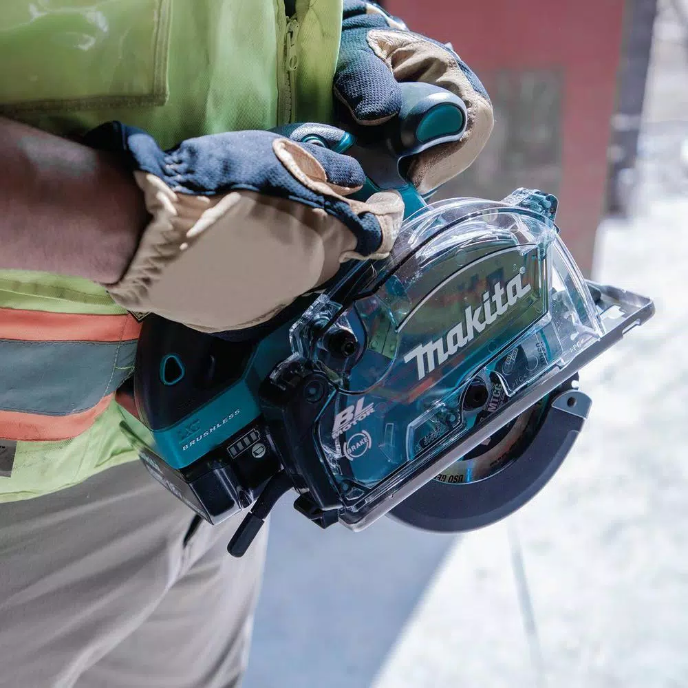 Makita 18V LXT Cordless 5-3/8 in. Metal Cutting Saw Kit with 2 5.0 Ah Batteries and Rapid Optimum Charger