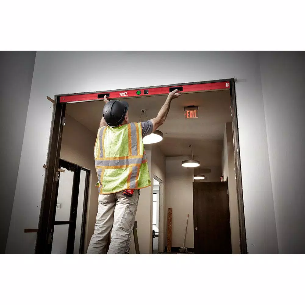 Milwaukee 72 in. Redstick Digital Box Level with Pinpoint Technology & 700 Lumen LED Flashlight Kit