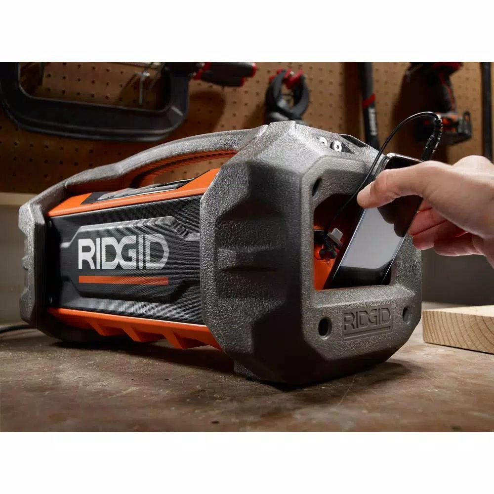 RIDGID 18V Cordless Hybrid Jobsite Radio with Bluetooth and 1.5 Ah Lithium-Ion Battery