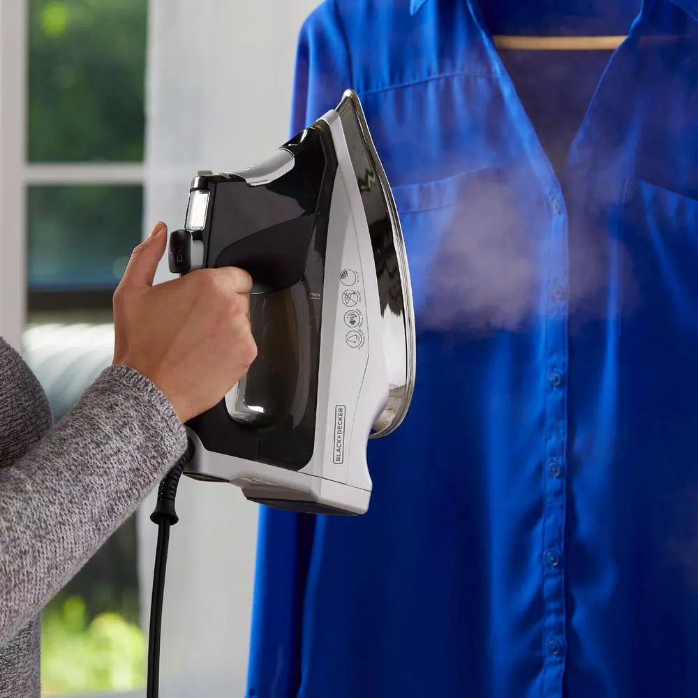 BLACK+DECKER Allure Digital Professional Steam Iron, 1600W, Silver/Black