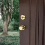 Baldwin Prestige Wesley Single Cylinder Door Handleset with Alcott Knob, Lifetime Polished Brass thumbnail 6