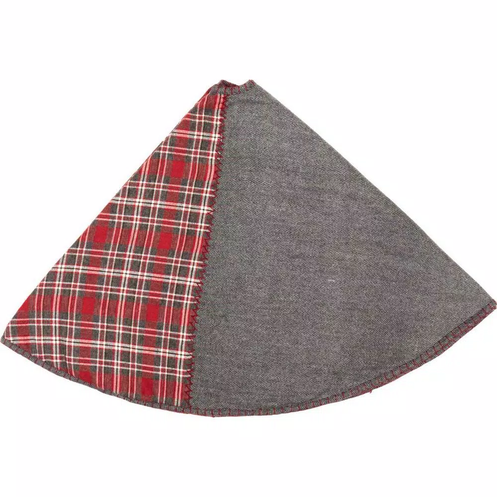 VHC Brands 60 in. Anderson Cherry Red Rustic Patchwork Christmas Tree Skirt