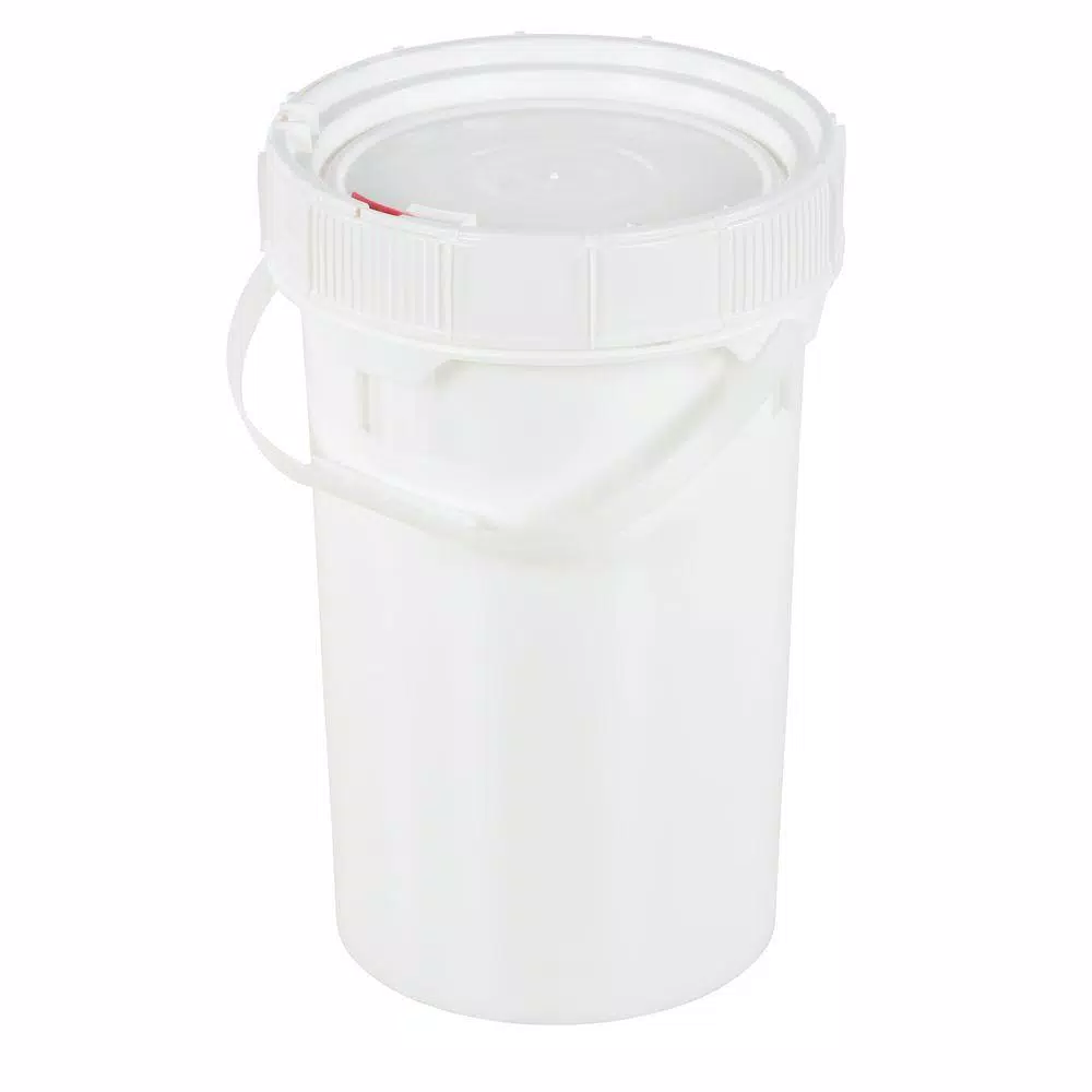 Vestil 6.5 Gallon White HDPE Screw-Top Pail with Lid - UN Certified