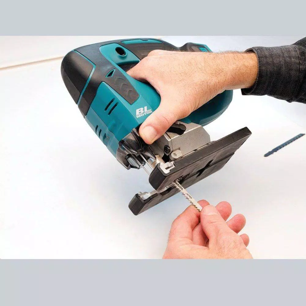 Makita 18V LXT Brushless Cordless Jig Saw, Tool-Only (XVJ02Z)