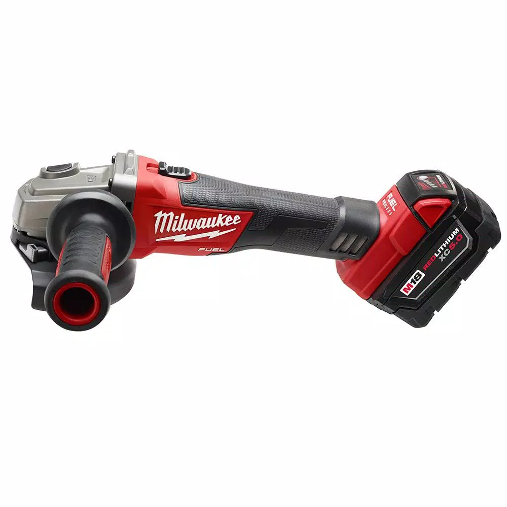 Milwaukee M18 FUEL 4-1/2 in. Brushless Angle Grinder Kit with 5.0 Ah Batteries & Diamond Blade