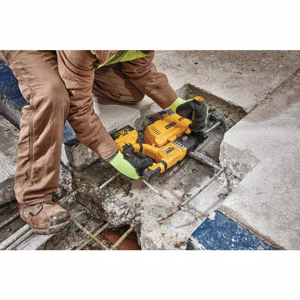DEWALT 20V MAX XR Brushless 1-1/8 in. SDS Plus D-Handle Rotary Hammer Kit with Dust Extractor & (2) 6.0Ah Batteries