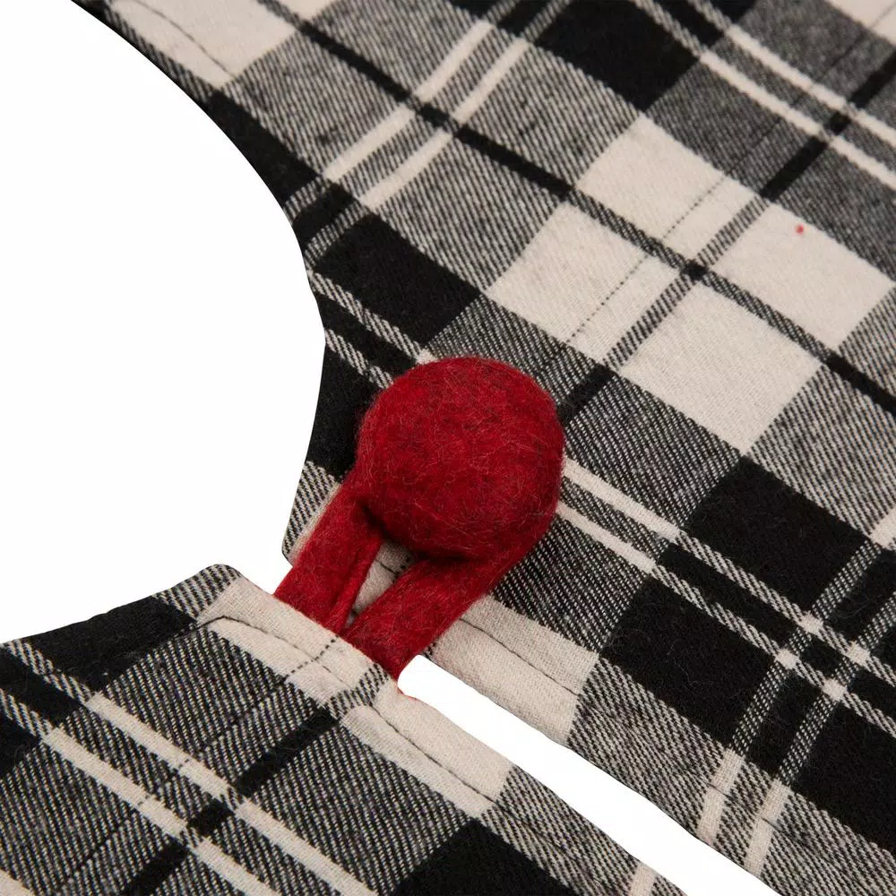 Glitzhome 48 in. Black and White Plaid Fabric Christmas Tree Skirt with Red Trim