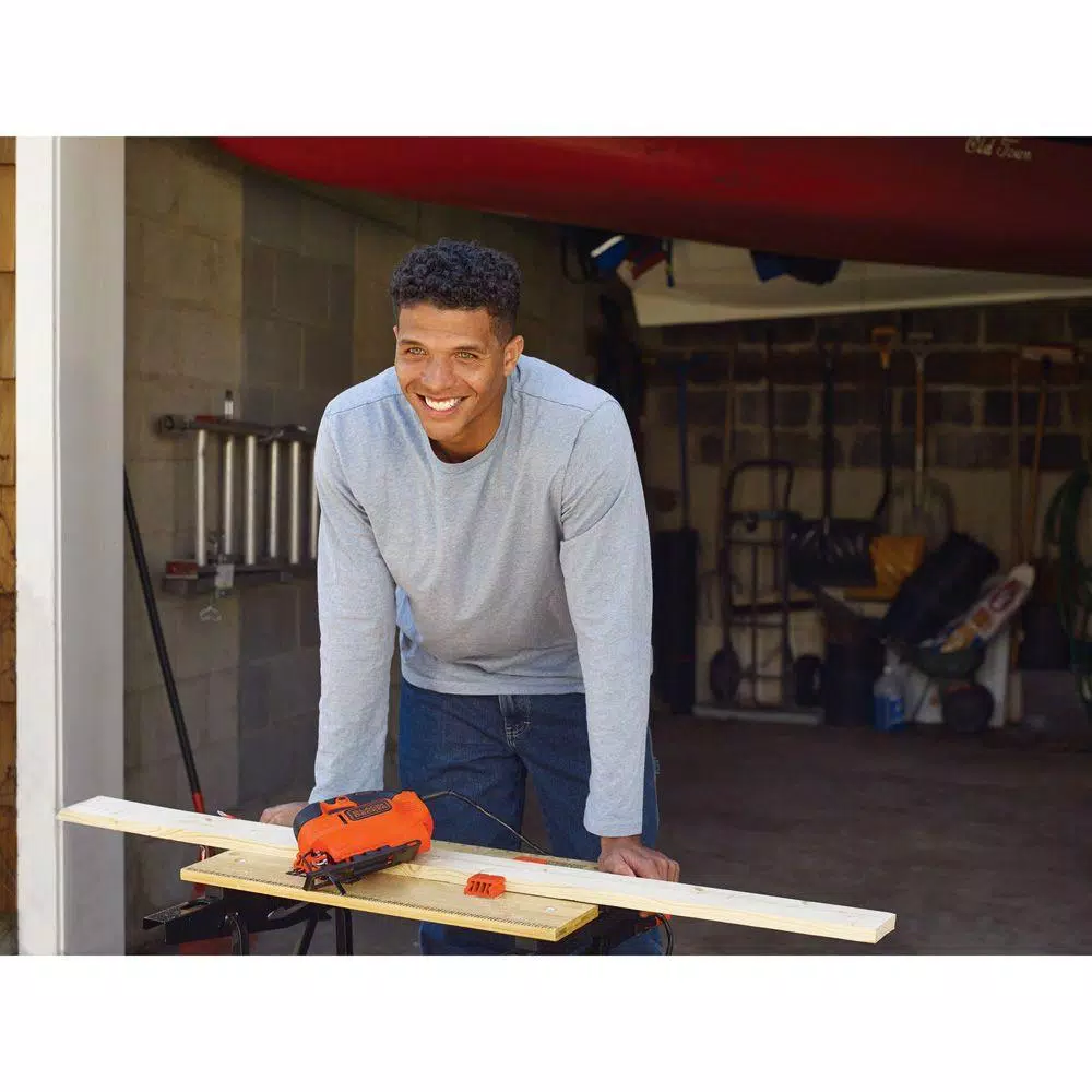 BLACK+DECKER 4.5 Amp Corded Jig Saw with Variable Speed and Quick-Clamp