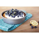 Chicago Metallic Commercial II 8 in. Non-Stick Round Cake Pan thumbnail 3