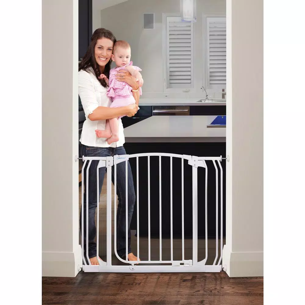Dreambaby Chelsea Auto-Close Security Gate with Extensions, White, 29.5 in. H