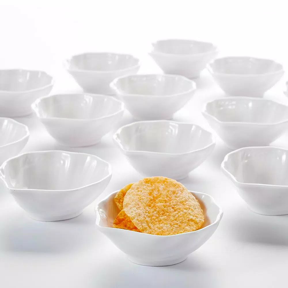 MALACASA 3.5 in. White Porcelain Ramekins Set, 16-Piece Ceramic Souffle Dishes and Serving Bowls