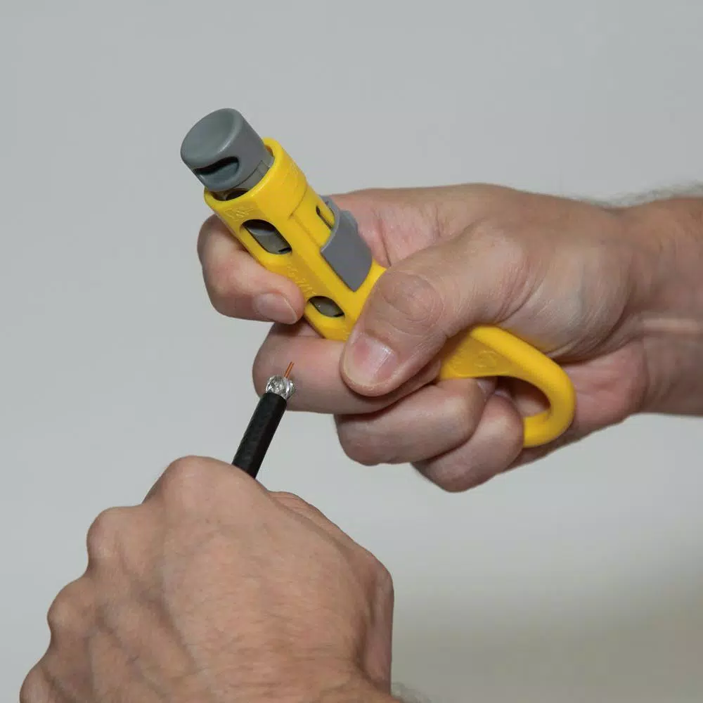 Klein Tools Coax Combination Radial Stripper for RG6, RG59, RG11, and RG7 Cables